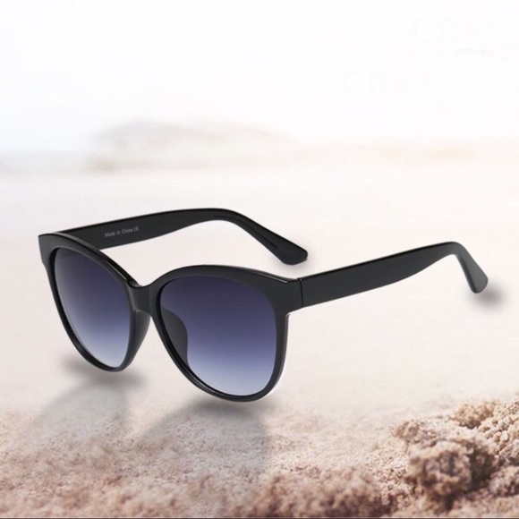 Accessories - Round Cat Eye Fashion Sunglasses